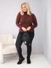 Dámský viskózový svetr Plus Size s rolákem v klasickém střihu tmavě hnědý