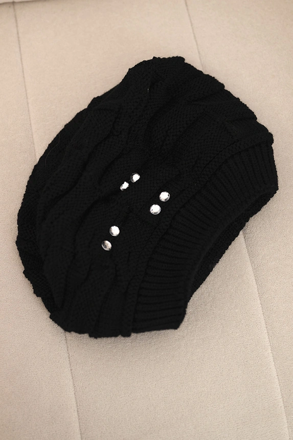 Women's wool winter hat with decorative crystals K399 black