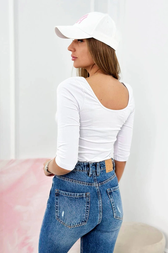 Round neckline blouse white