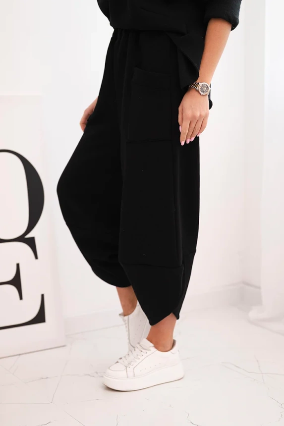 Damen-Sweatanzug aus dickerem Material mit weiten Beinen schwarz