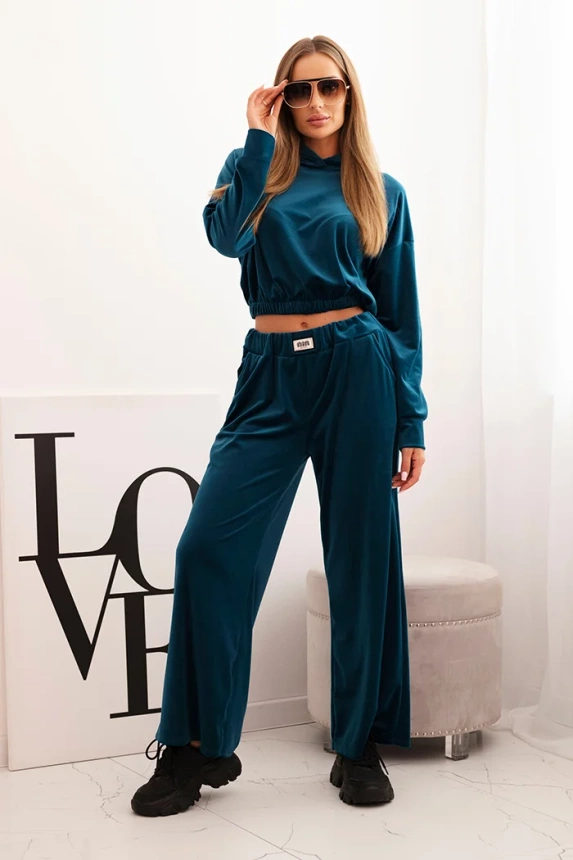 Women's velour tracksuit with wide legs and a hooded sweatshirt teal