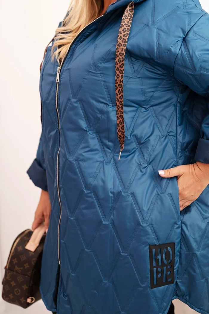 Kurtka damska Plus Size pikowana z kapturem i napisem HOPE jeansowa