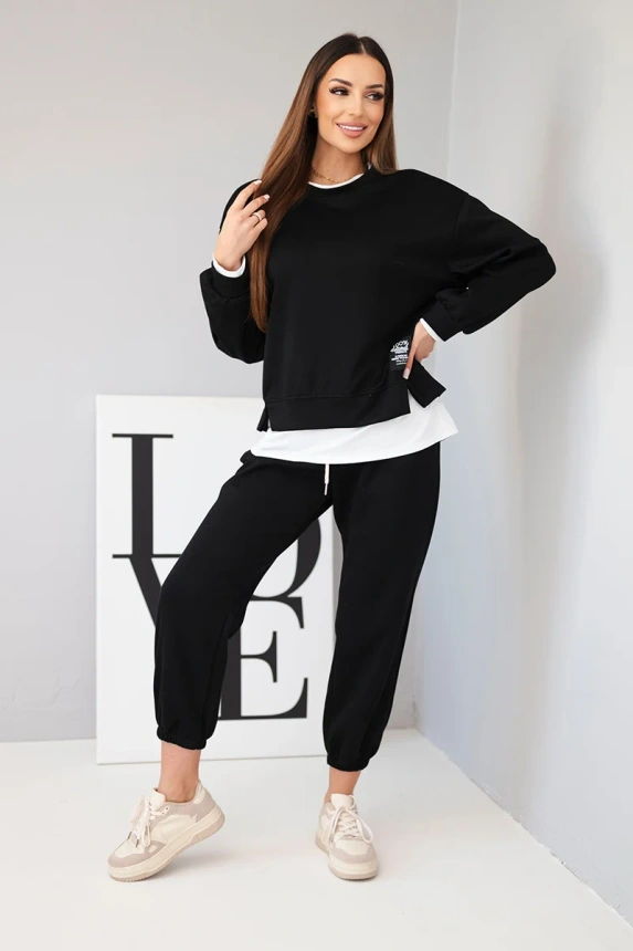 Women's set with a loose sweatshirt and sweatpants butter black