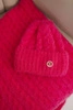 Damen-Set Mütze und Schal mit Rippmuster und Dekoration neonpink