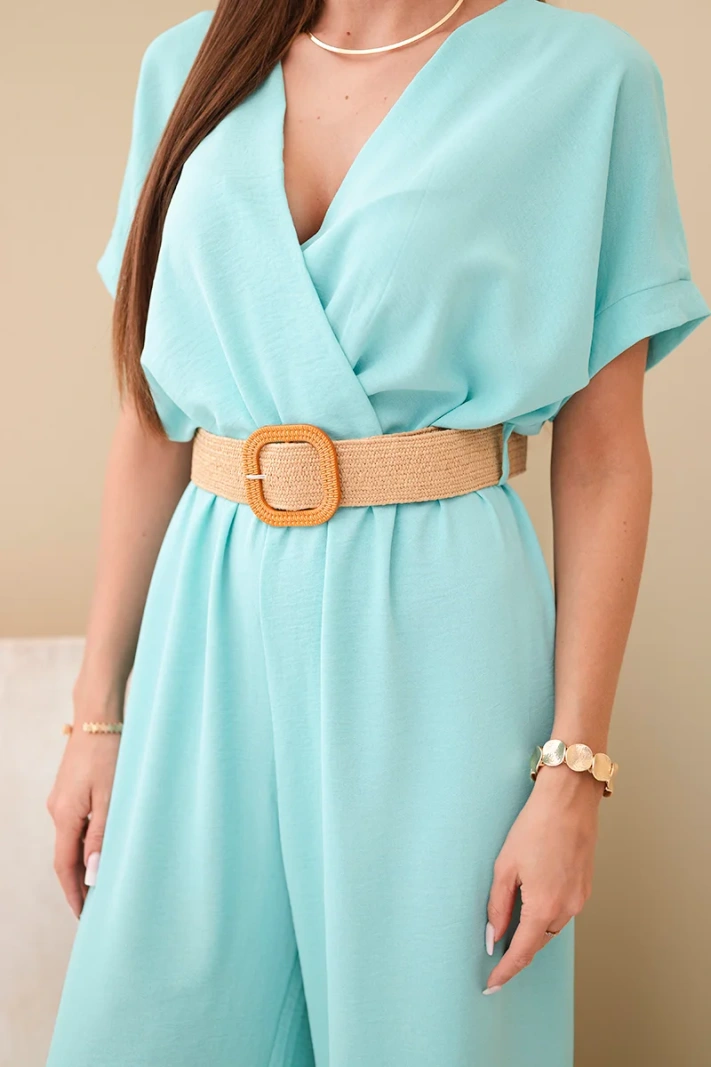 Overal s ozdobným opaskom v páse svetlá mäta