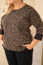 Dámská halenka Plus Size s leopardím vzorem s delším zadním dílem hnědá