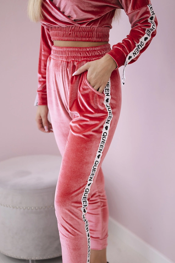 Velor set with Queen inscription raspberry