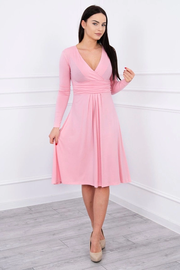 Kleid mit Ausschnitt unter der Büste puderrosa