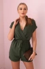 Kurzer Jumpsuit in der Taille gebunden khaki