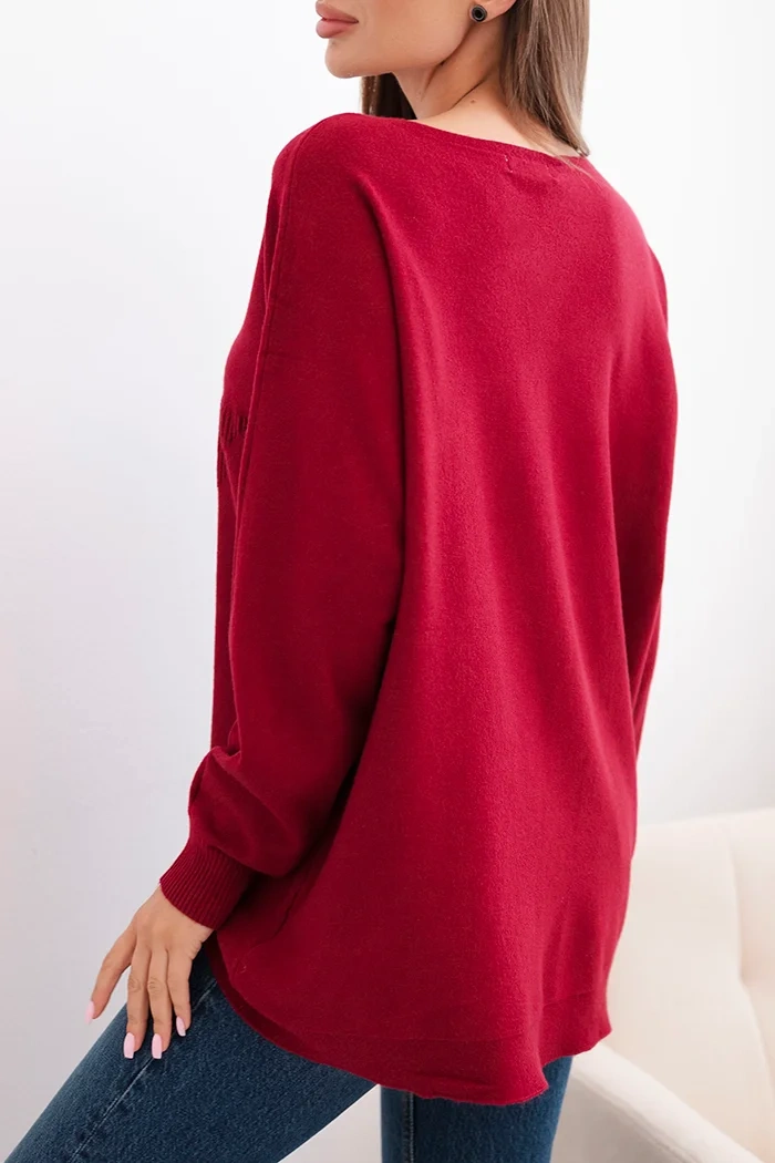 Women's sweater with a longer back and embossed star burgundy