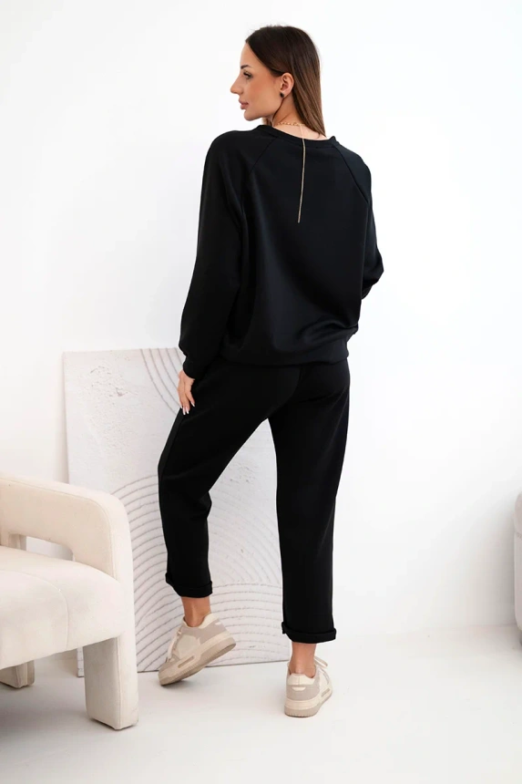 Women's set made of viscose with a sweatshirt and pants black