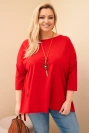Moteriška medvilninė bliuskutė Plus Size asimetriška su kaklo papuošalu raudona