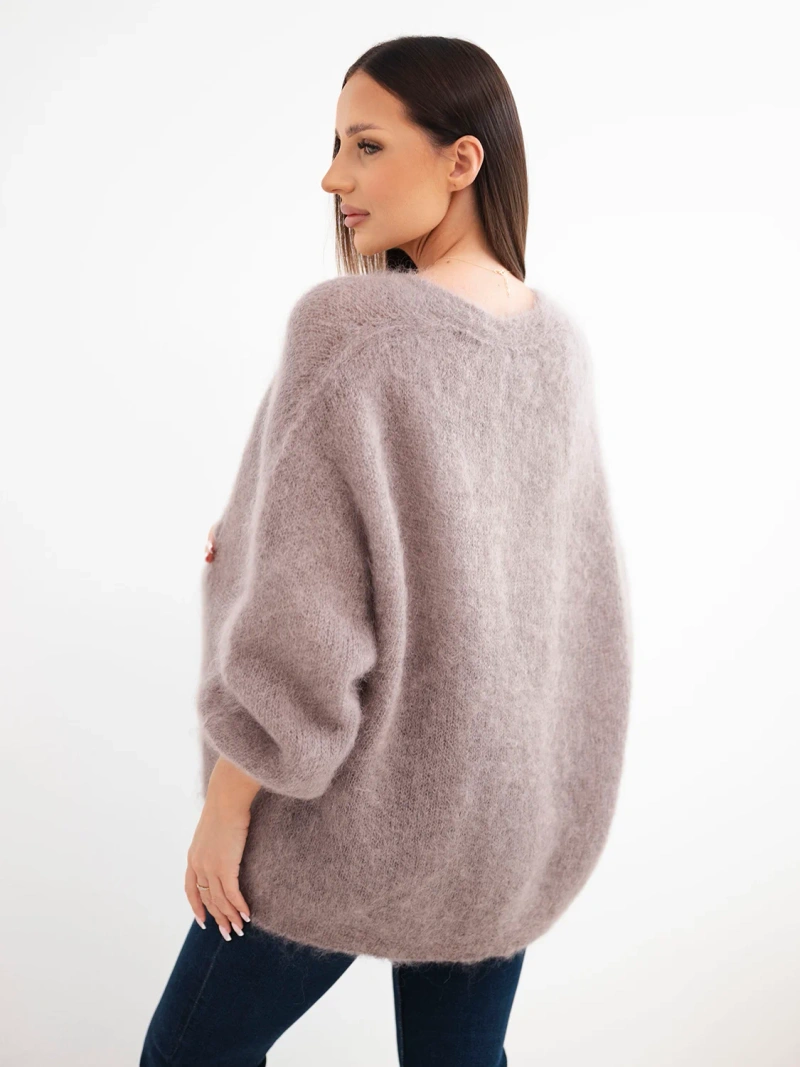 Women's sweater made of 80% kid mohair with a loose fit without fastening fango brown