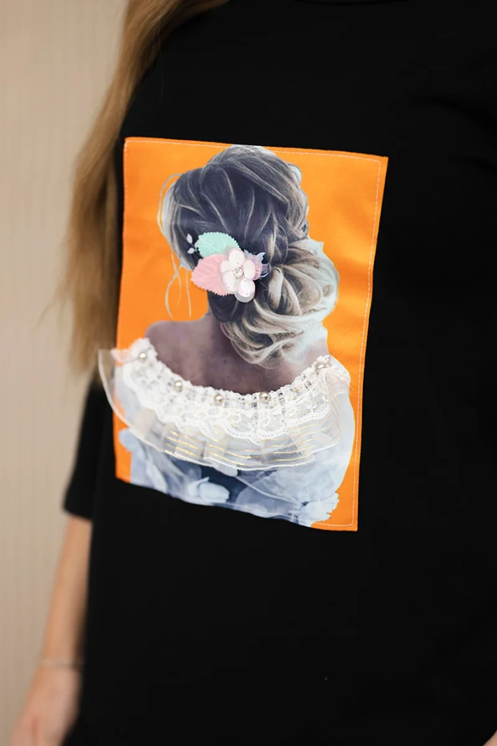 Šaty s 3D grafikou, krajková černá