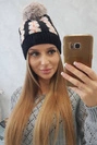 Dámska čiapka s pomponom Rozalia K323 béžová+čierna