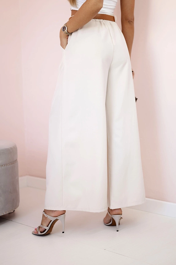 Wide-leg belted trousers beige