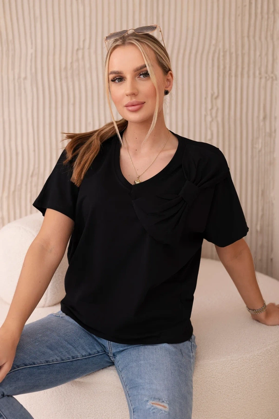 Cotton blouse with a decorative bow black