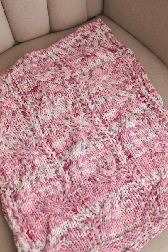 Women's soft wool winter scarf KN25 light pink