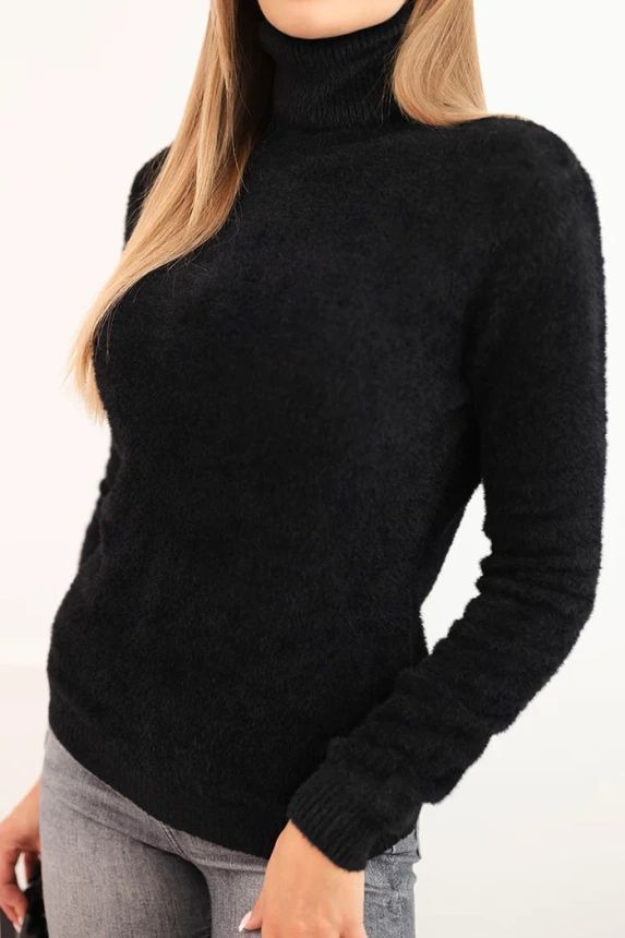 Women's alpaca sweater with turtleneck black
