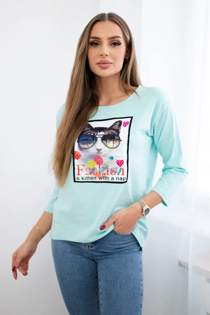 Halenka s 3D grafikou kočky v mátové barvě