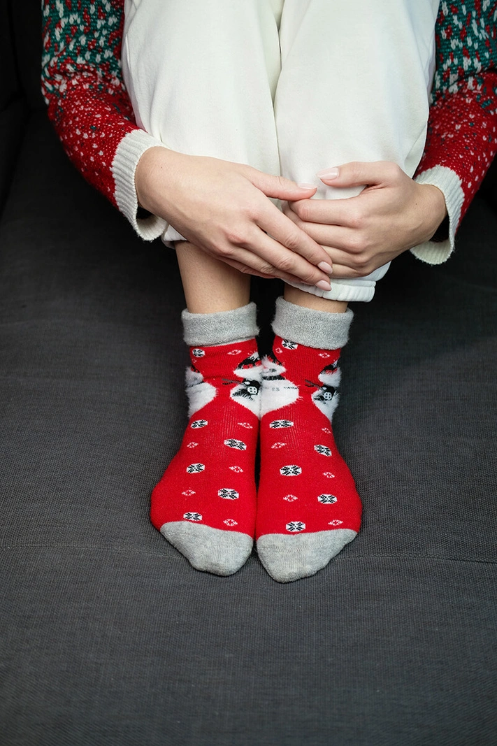 Unisex Weihnachtsstrümpfe in einer Box – 1 Paar mit einem Schneemann