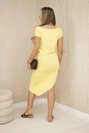 Asymmetrisches gelbes Kleid