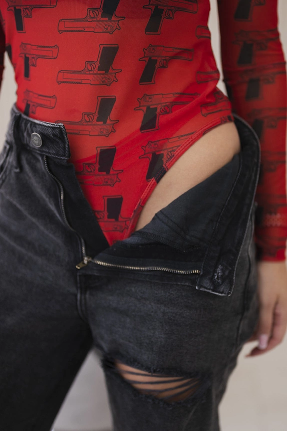 Body blouse with pistols red