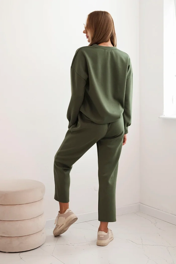 Women's set made of viscose with decorative pattern and khaki pants