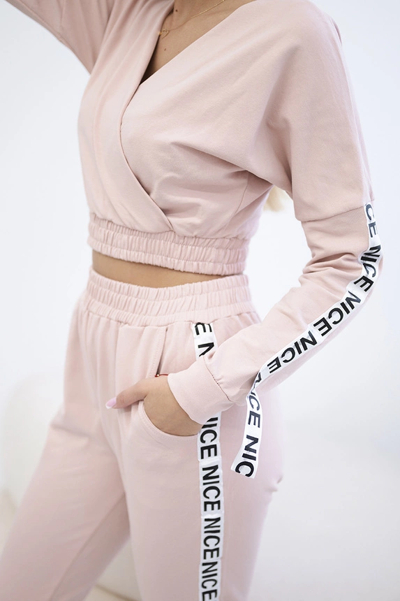 Set with decorative stripes dark powdered pink