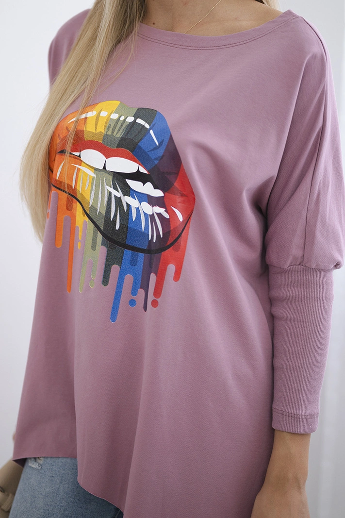Oversize-Bluse mit Regenbogen-Lippen-Print dunkelrosa