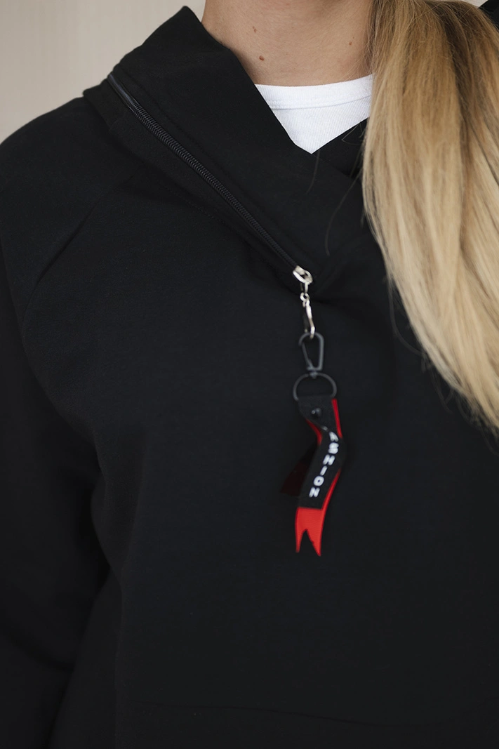 Tunic with a zipper on the hood Oversize black