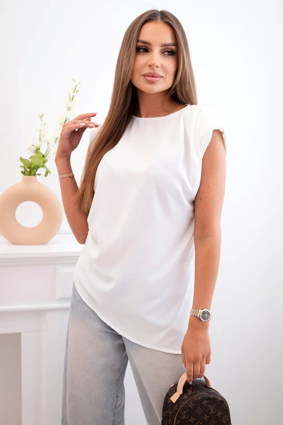 Elegant women's blouse with ruffles and asymmetrical cut ecru