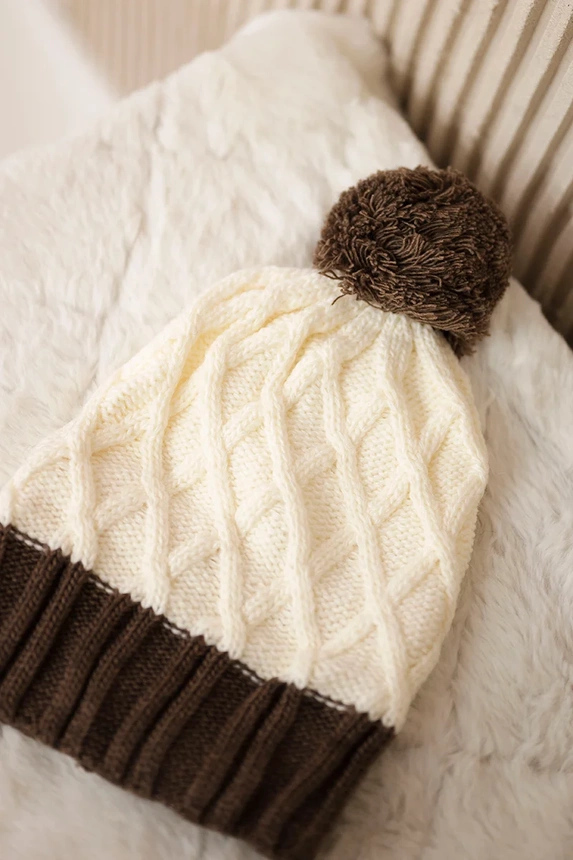 Cap with fleece Milano K203 ecru+mocca