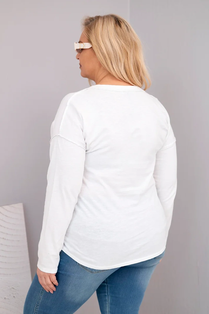 Damenbluse Plus Size mit dem Aufdruck Love You More weiß