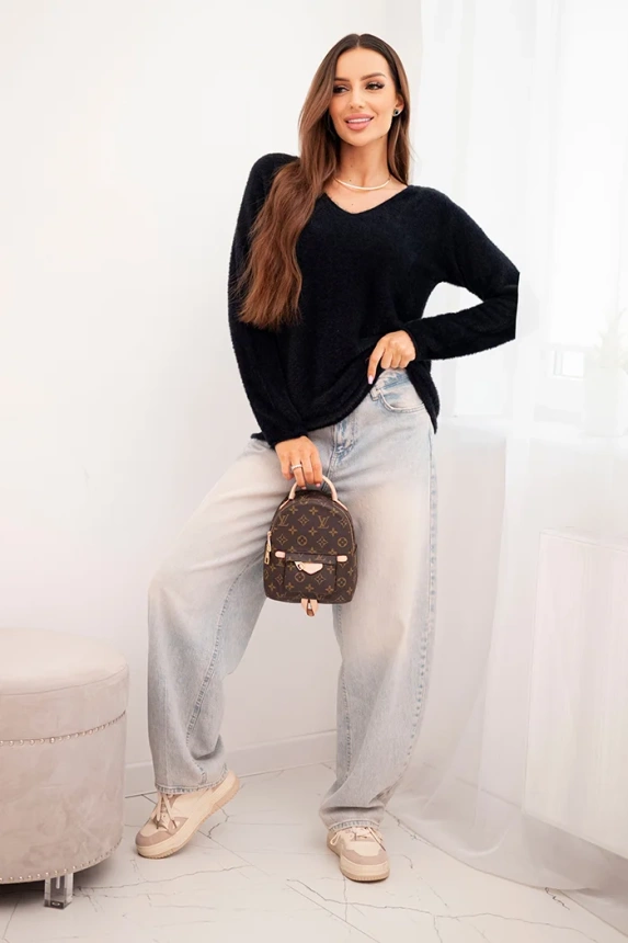 Women's sweater made of soft knit with a V-neck black