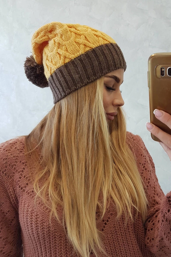 Bibiana vilnonė kepurė K264 mocca+yellow