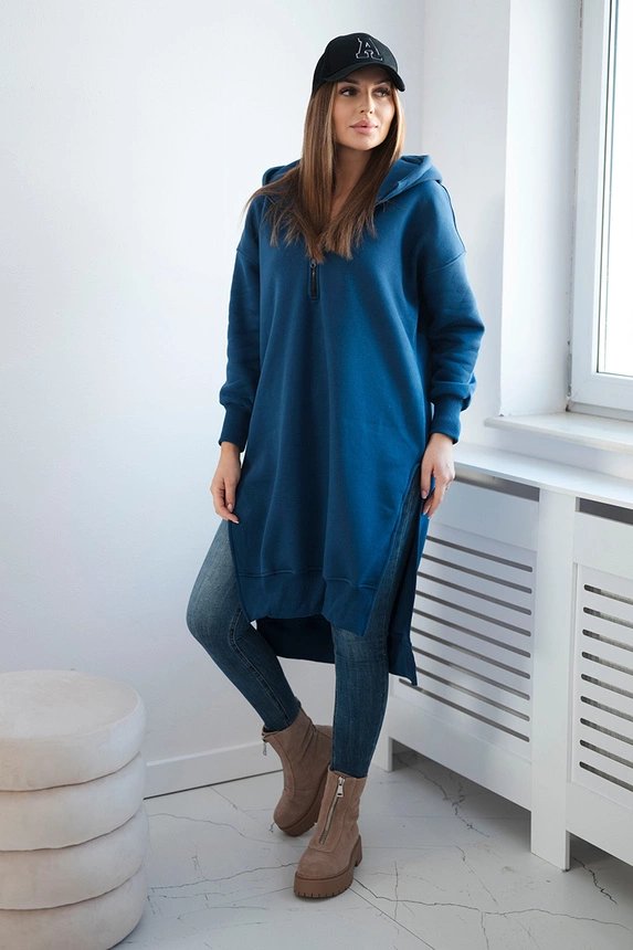 Isoliertes Sweatshirt mit Seitenschlitzen aus Denim