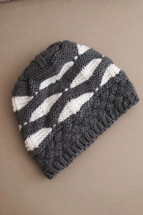 Čapica s fleece Marta K231 ecru