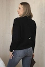 Sweater put on over the head black