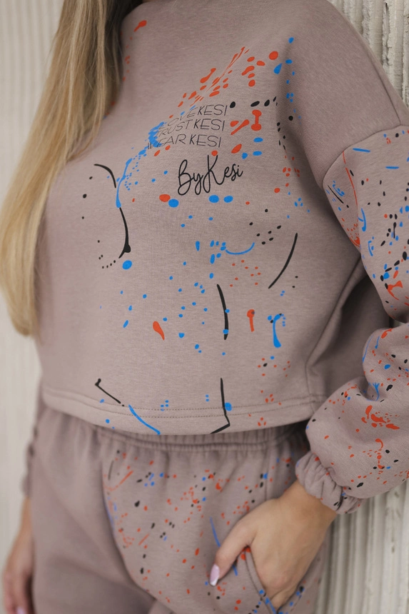 Insulated set with a colorful print cappuccino