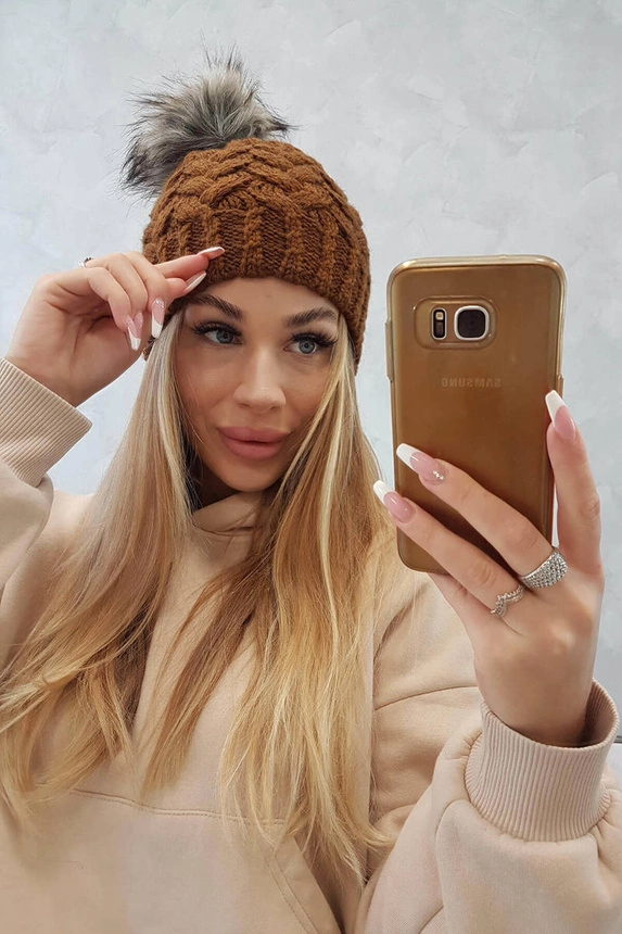 Cap with fleece Daria K217 light brown