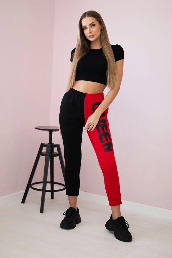 Women's sweatpants with QUEEN inscription red