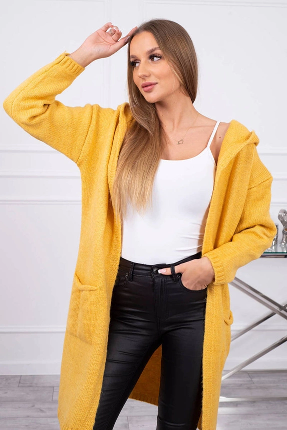 Plain sweater with a hood and pockets mustard