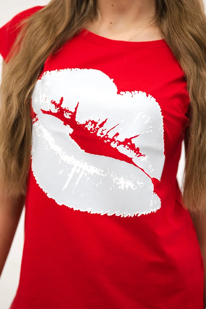 Blouse with lips print red