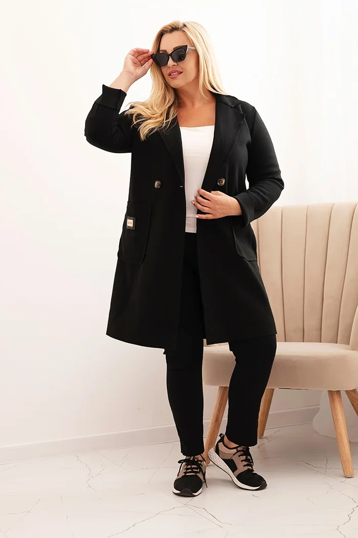 Dámsky elegantný kabát Plus Size s golierom a veľkými vreckami čierny