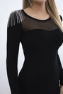 Strickkleid mit Verzierung auf einer Schulter schwarz