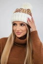 Cap with a pompom Ellen K325 ecru