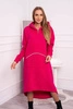 Isoliertes Kleid mit Kapuze fuchsia