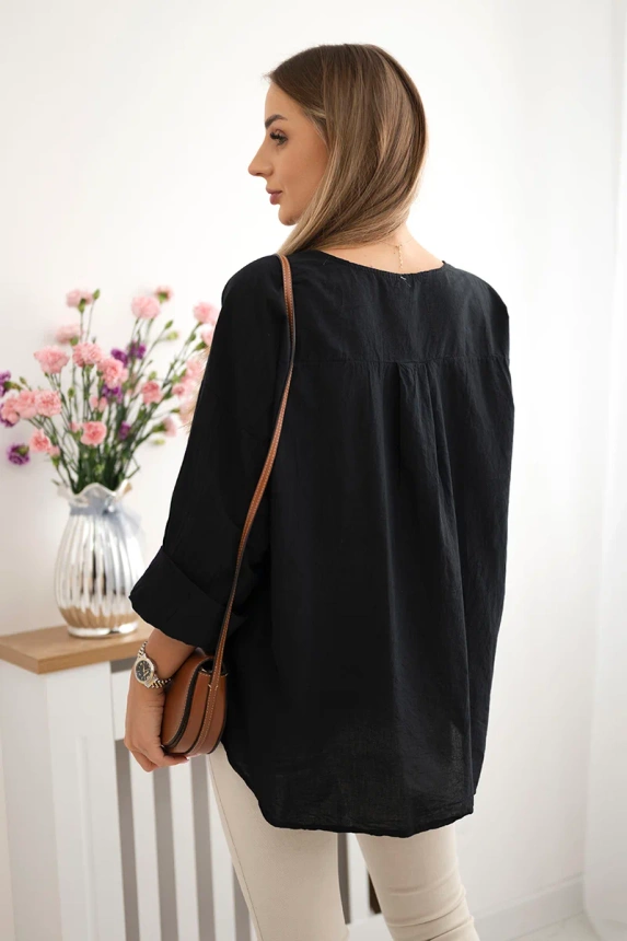 Shirt blouse with an embroidered pattern black