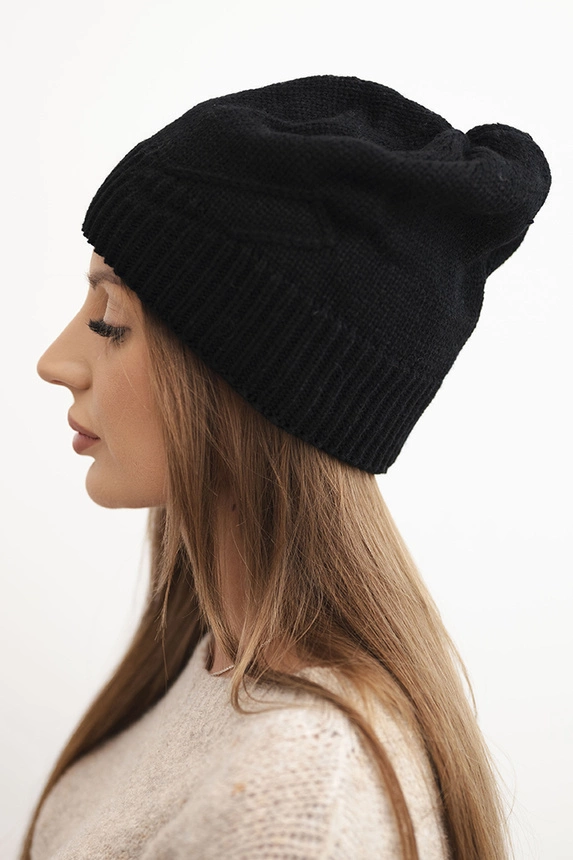 Women's winter hat with ribbed knit made of wool K471 black
